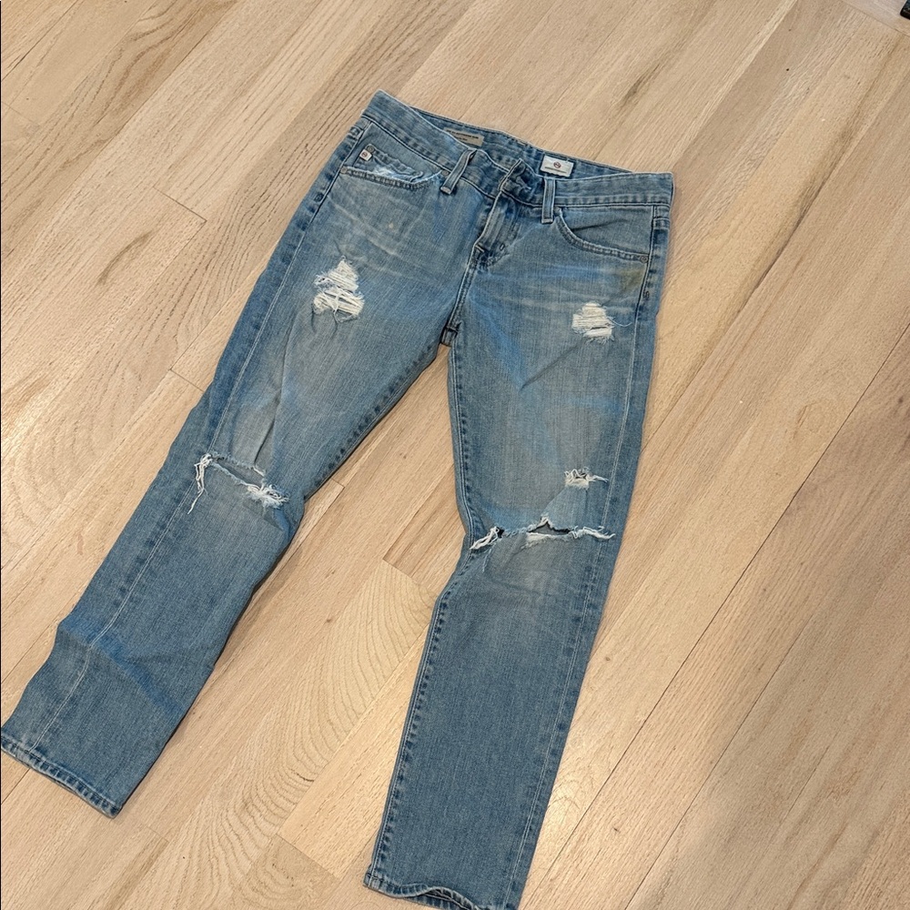 Distressed Light Wash Women's Jeans